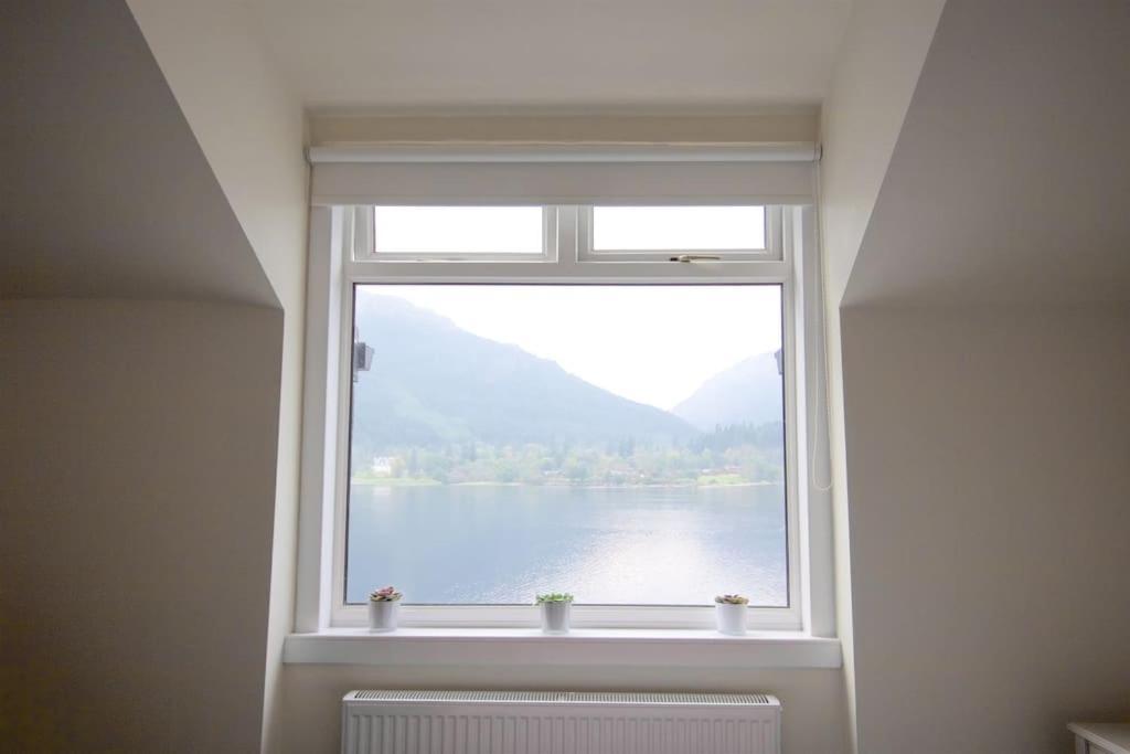 Rossmay House - 4 Bedroom Scottish Villa With Waterfront / Mountain Views أروكار المظهر الخارجي الصورة